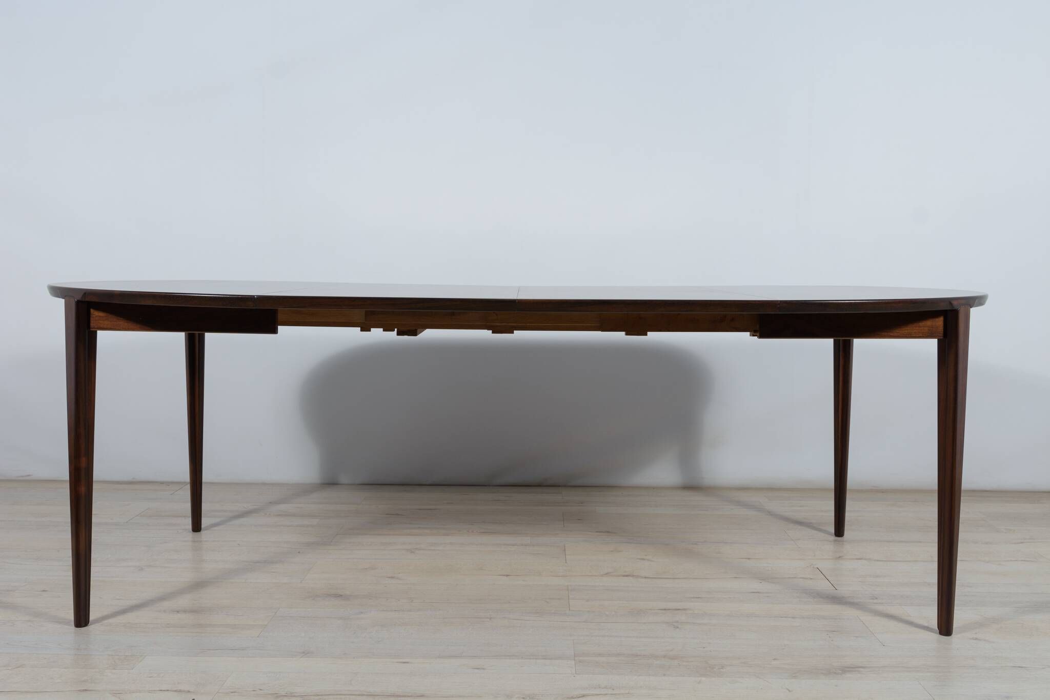Mid-Century Round Rosewood Dining Table by Henry Rosengren Hansen for Brande Mobel Industry, 1960s