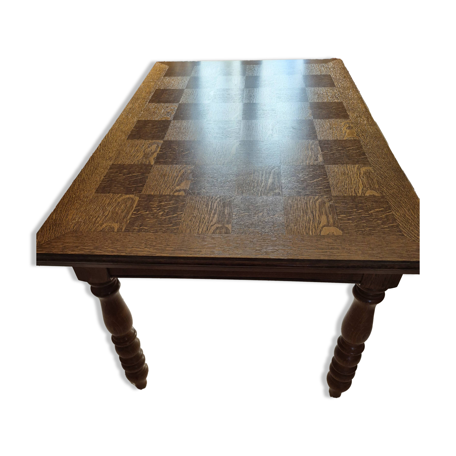 Solid oak extendable table
