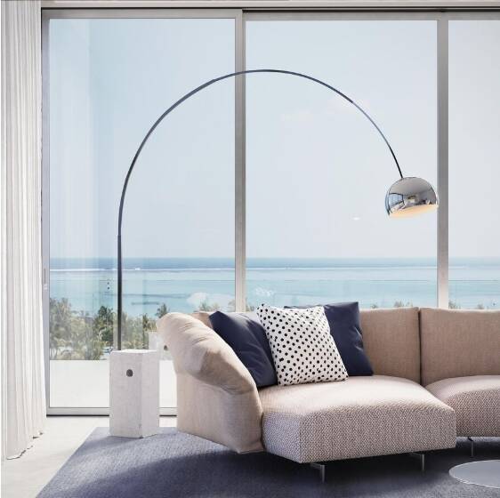 Arco floor lamp by achille & pier giacomo castiglioni
