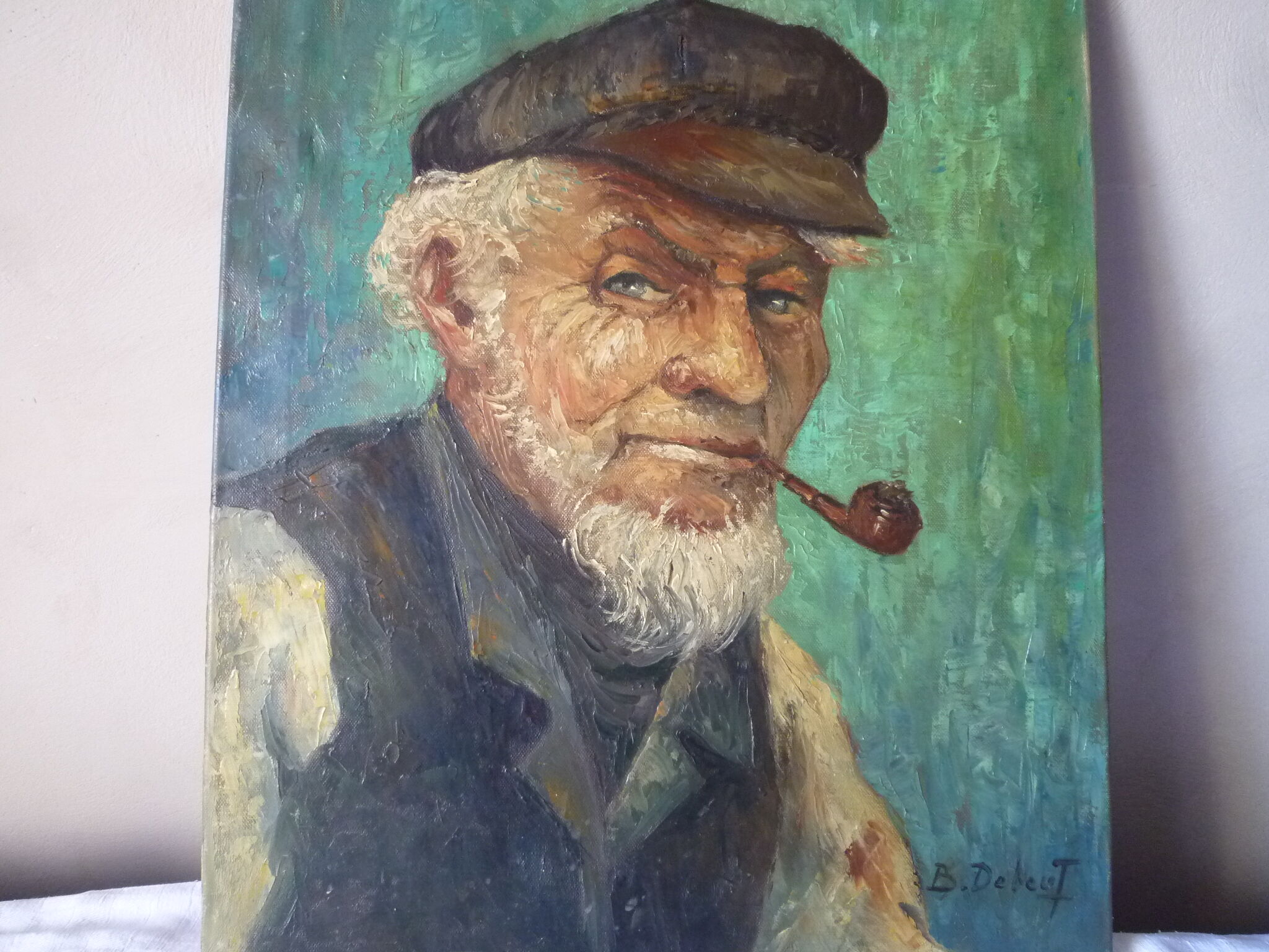 Portrait man with pipe
