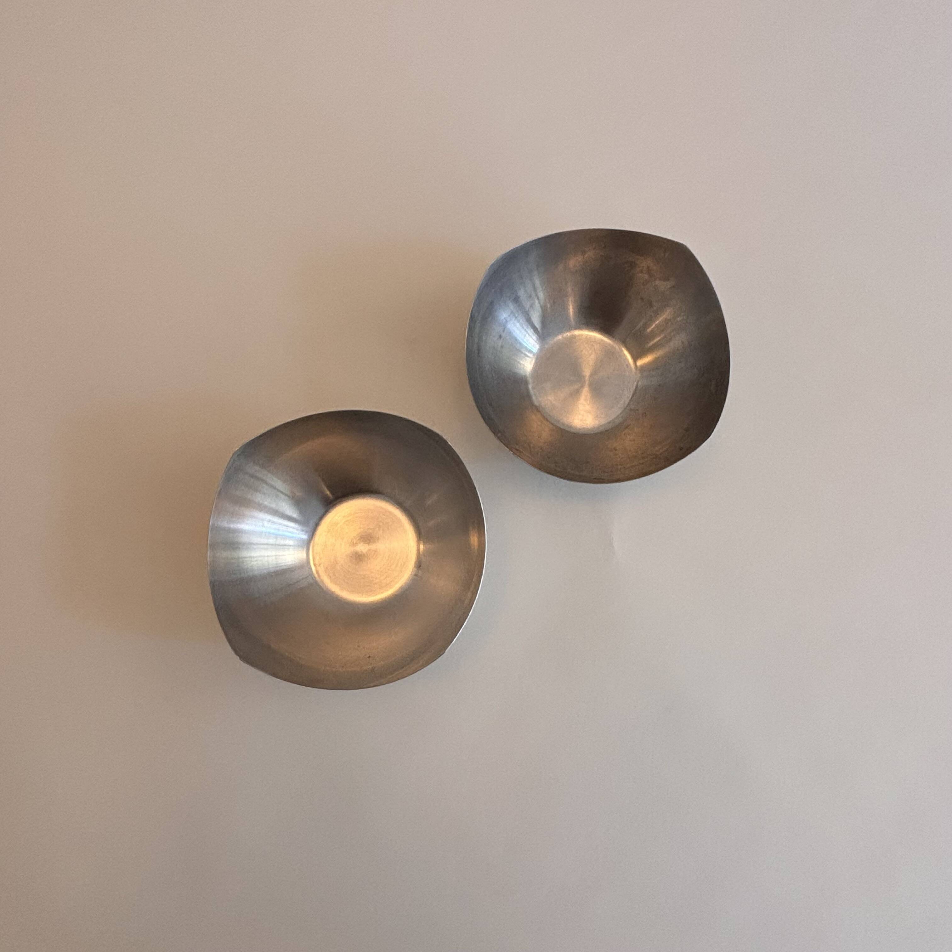 Set of two stainless steel cups