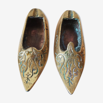 Pair of bronze slippers