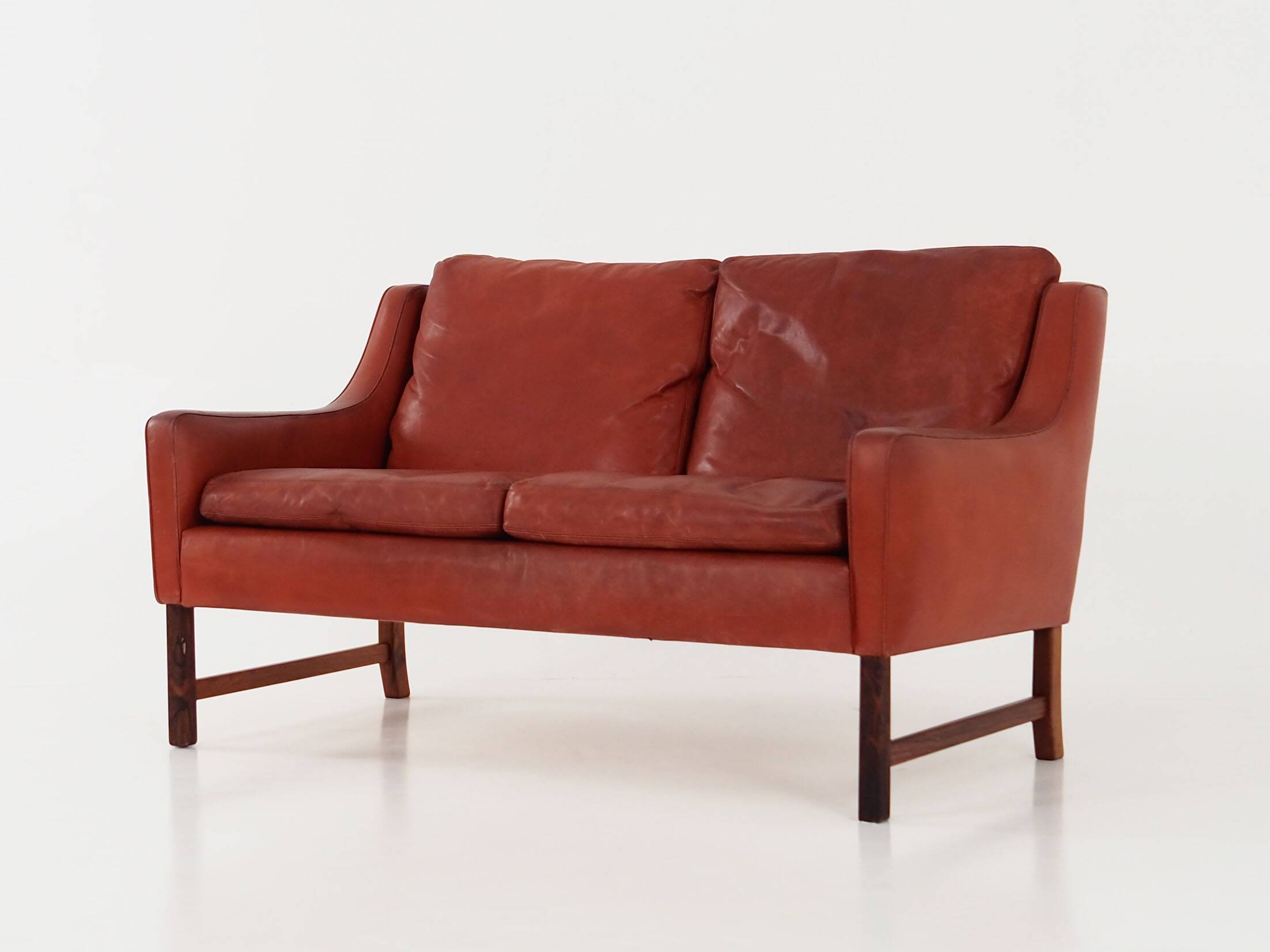 Red leather sofa, Scandinavian design, 1960s, designer: Fredrik Kayser, production: Vatne Møbler