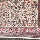 Traditional Persian carpet, 132x168 cm