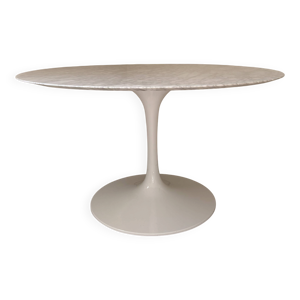 Table tulip