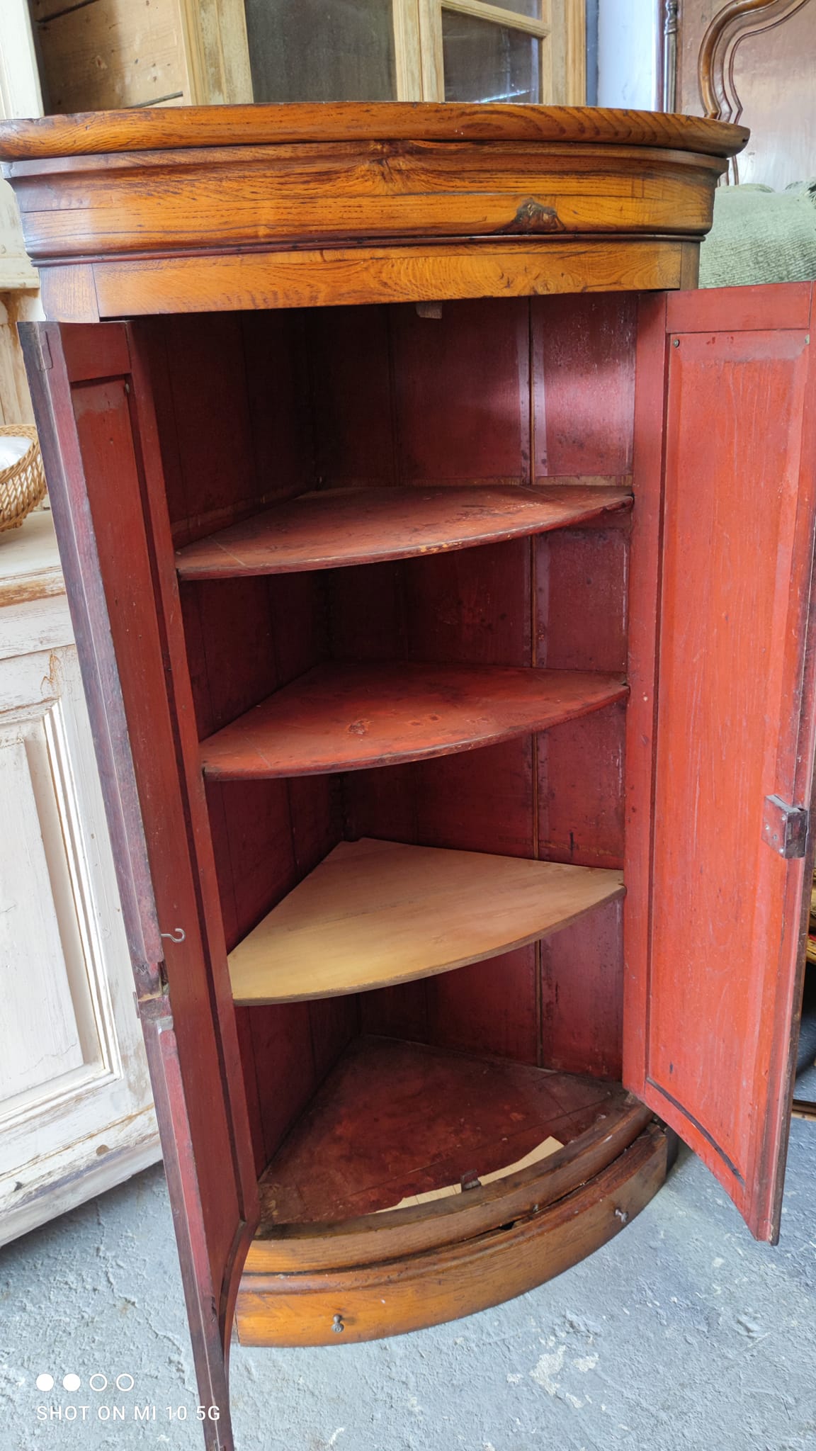 Corner cabinet in solid ash, circa 1840