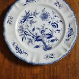 Sarreguemines pie dishes and salad bowls