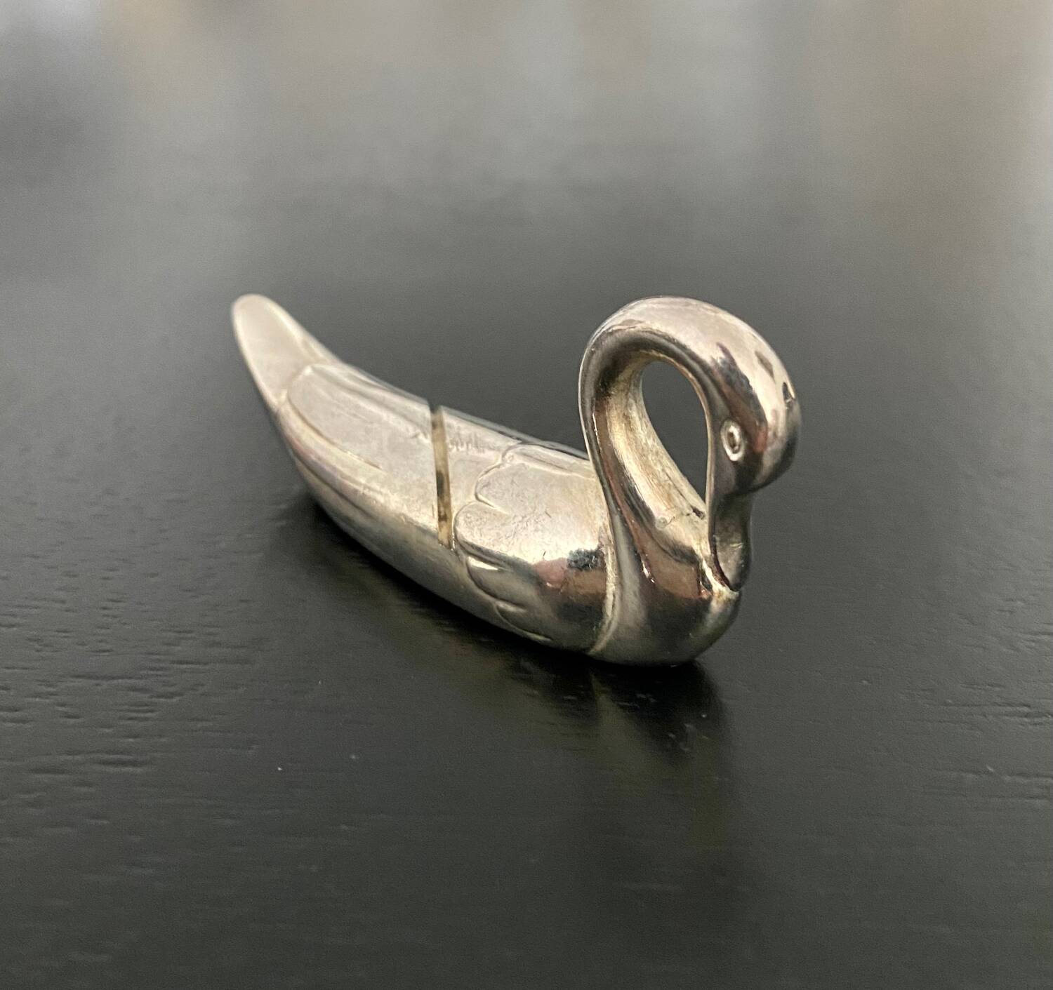 6 porte-couteaux forme canard en métal couleur argent