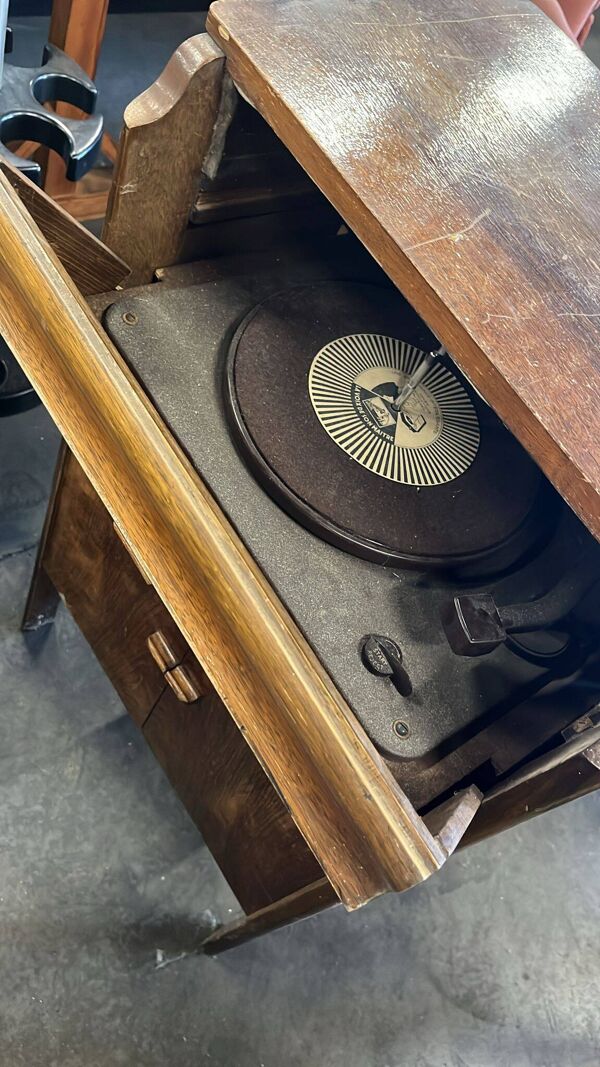 Platines vinyle philips vintage / meuble audio / petite armoire