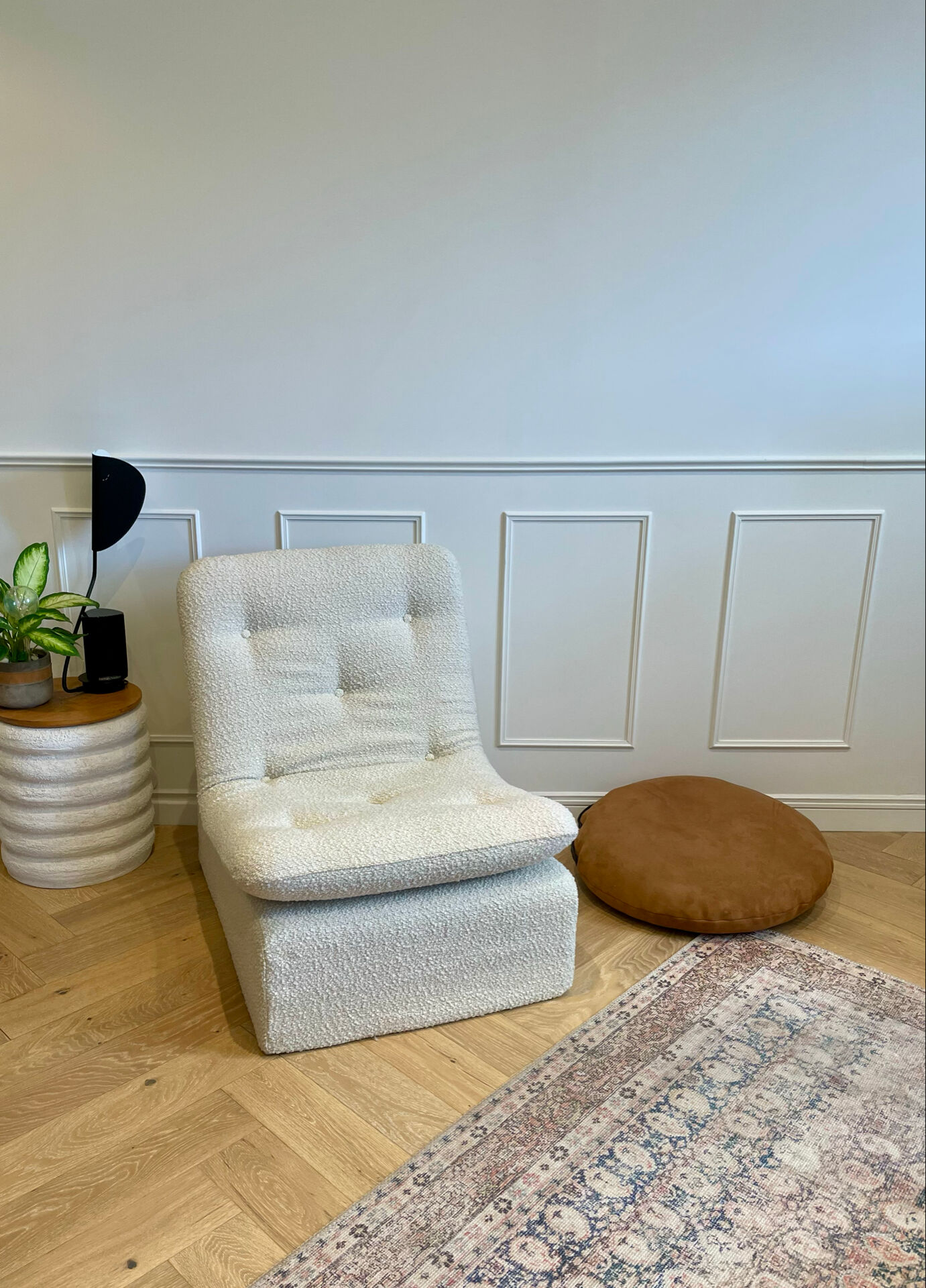 Vintage armchair - cream boucle fabric - 1970s