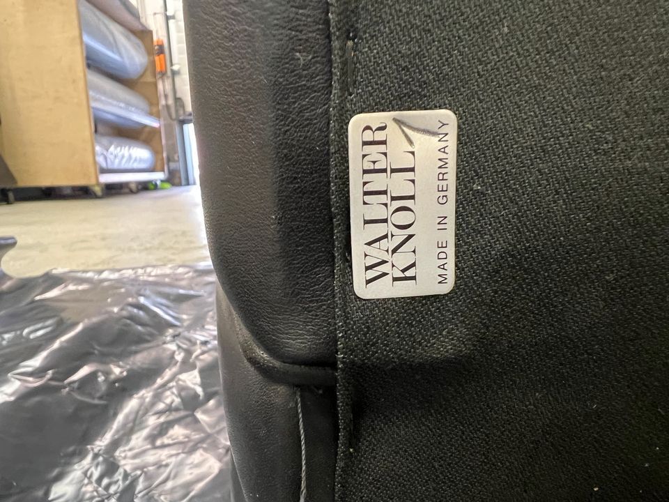 Walter Knoll Studio Line Series black leather 2 seater sofa designed by Jürgen Lange