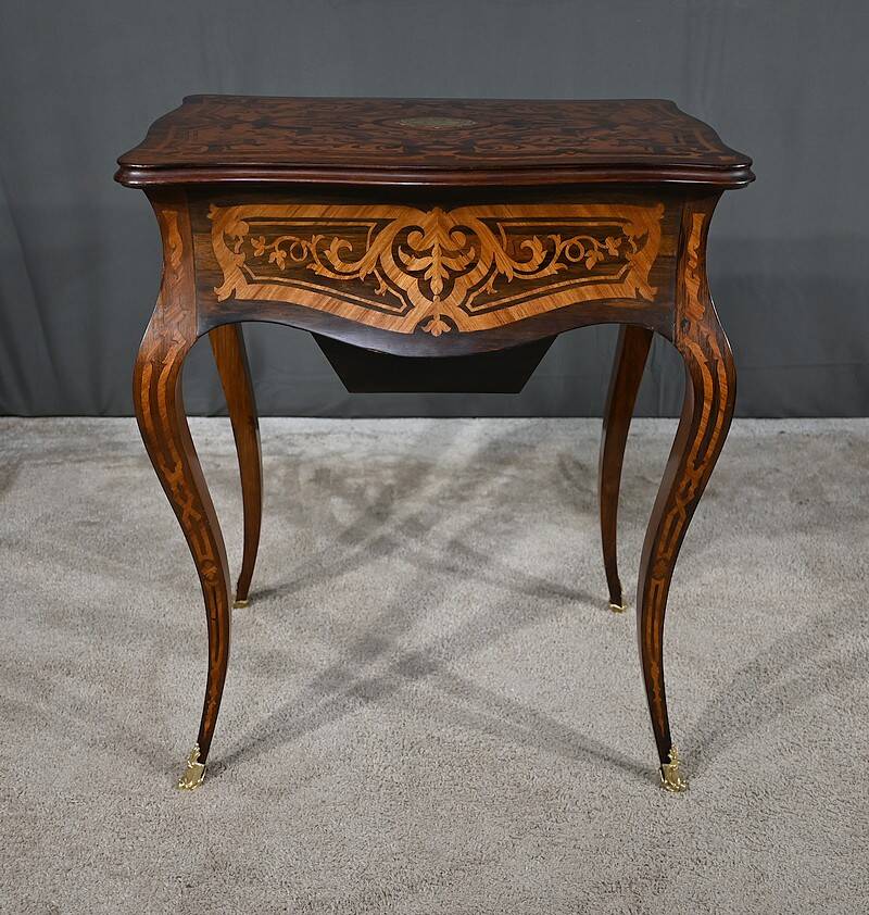 Rosewood and mahogany work table, Louis XV style, Napoleonic era