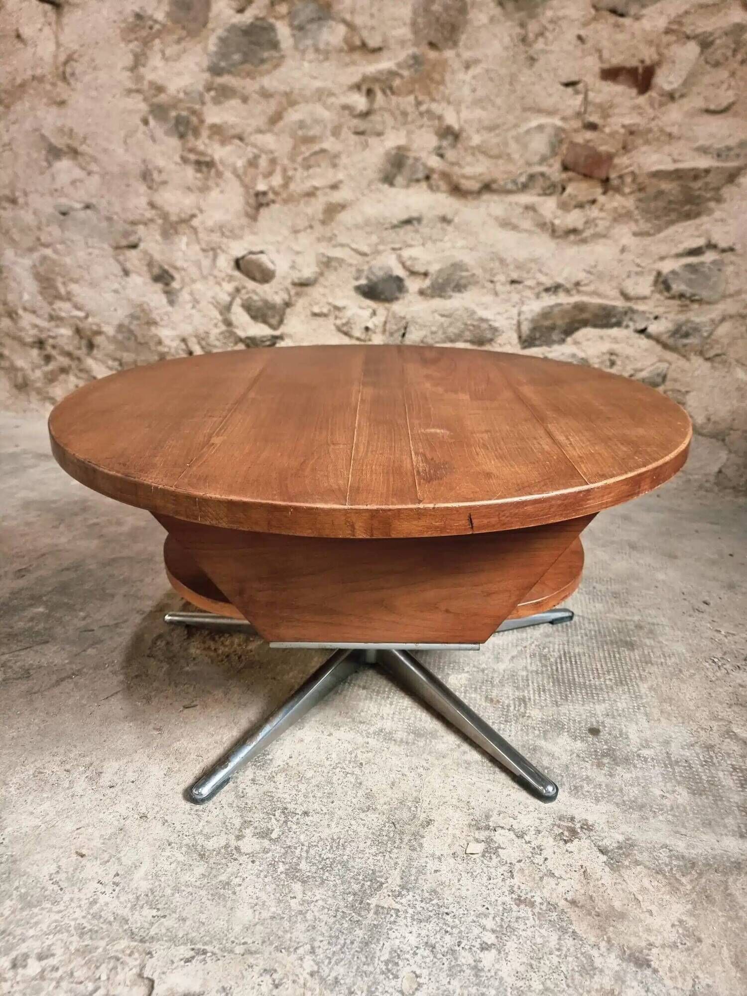 Vintage French Cherry Wood Coffee Table with Rotating Top - 1960s Round Shape on Iron Base Ø80cm