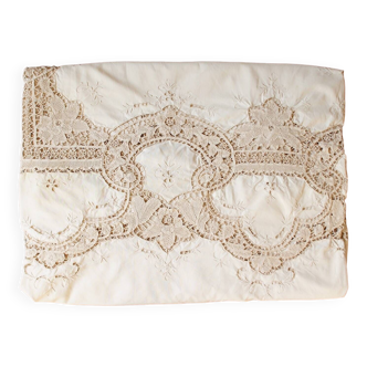 Antique bedspread in Cantù lace & embroidery 440 cm x260 cm