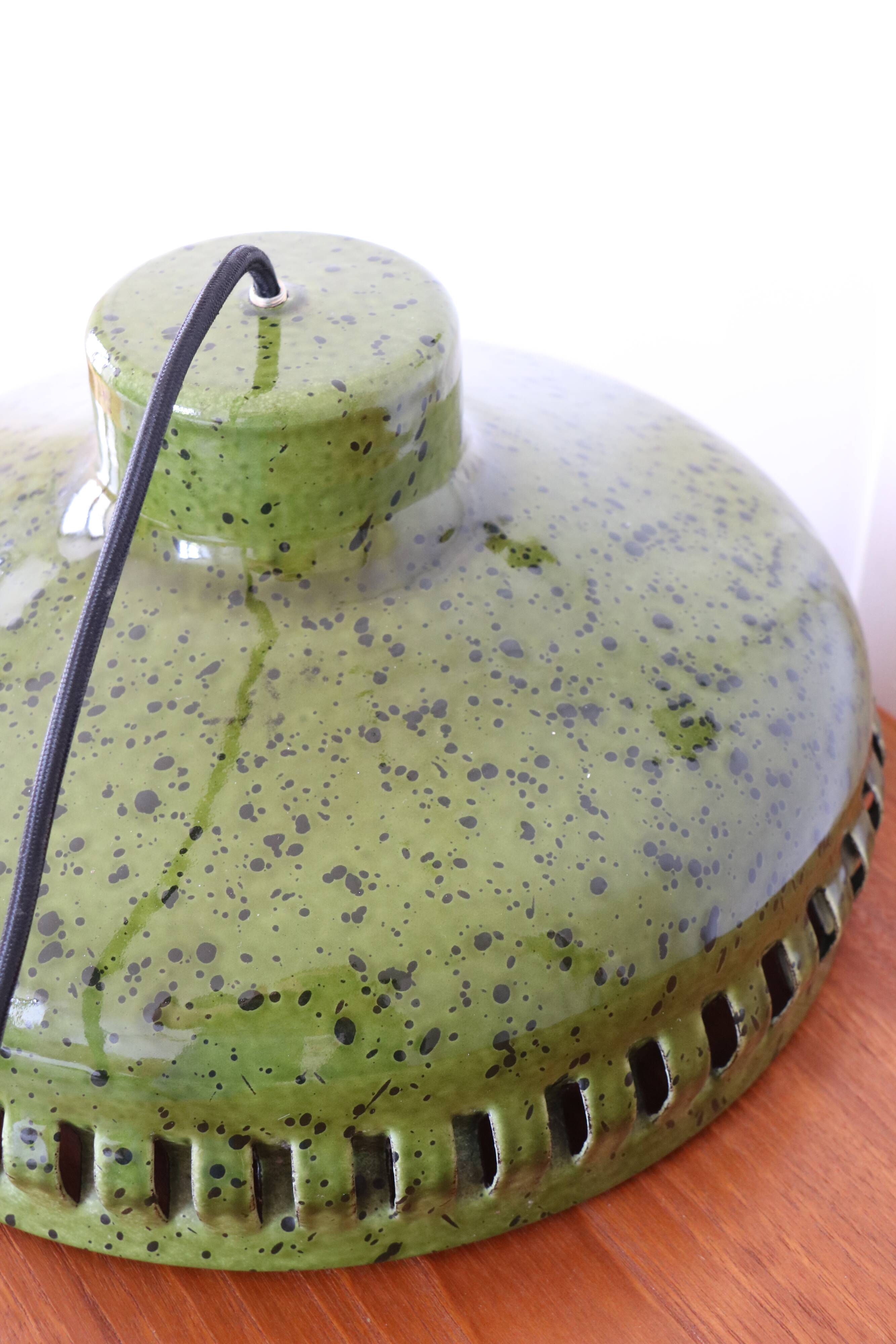 Olive green enamelled pendant light, Scandinavian, 1960-1970