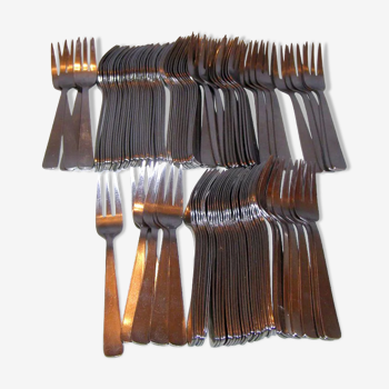 Set of 112 stainless steel forks