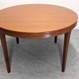Scandinavian round extendable teak table, 60s-70s