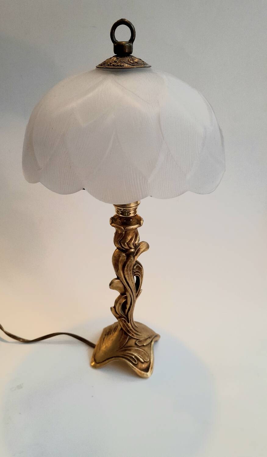 Art Nouveau style lamp