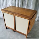Expandable child desk