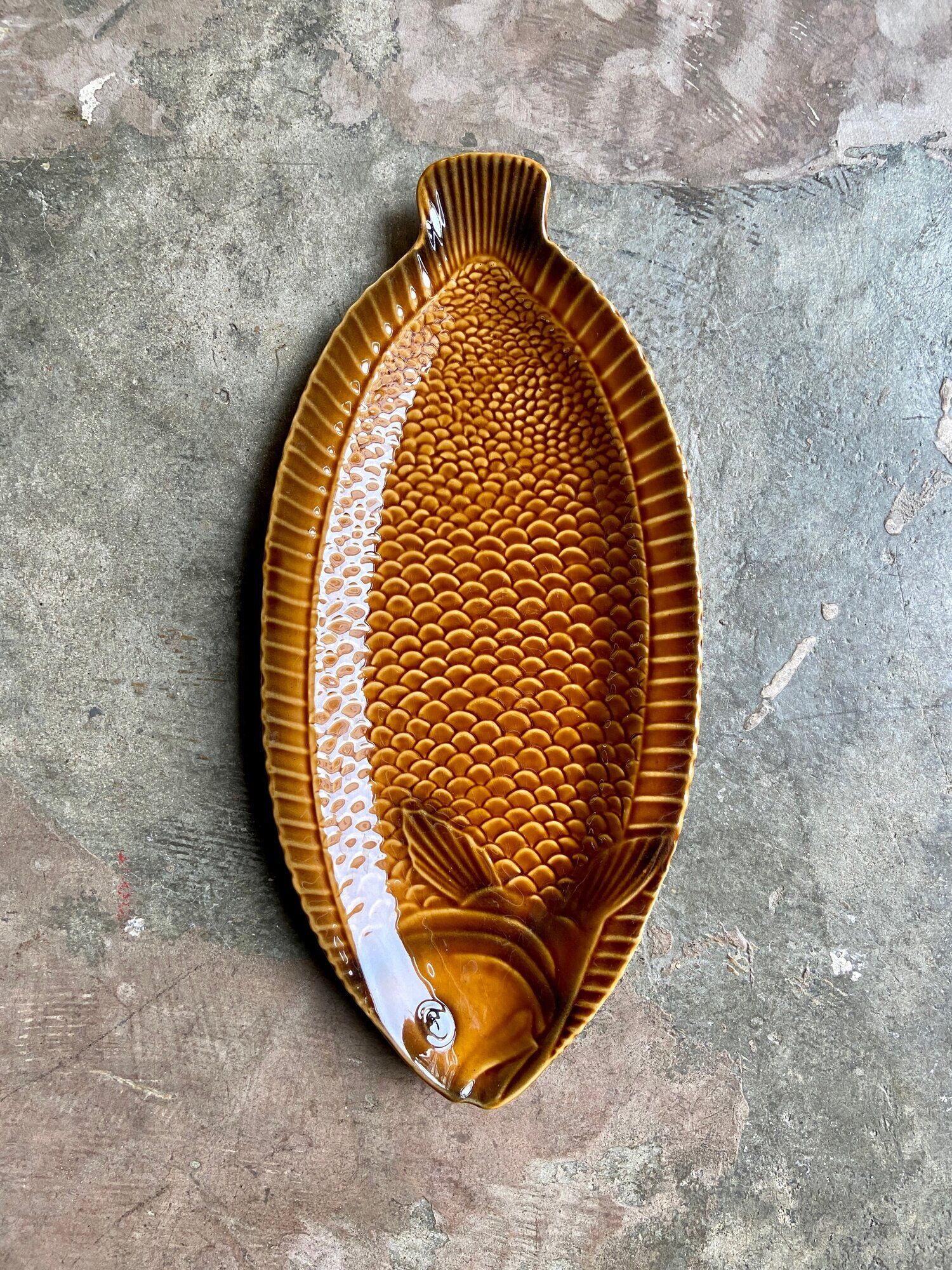 Sarreguemines fish dish in ochre glazed earthenware