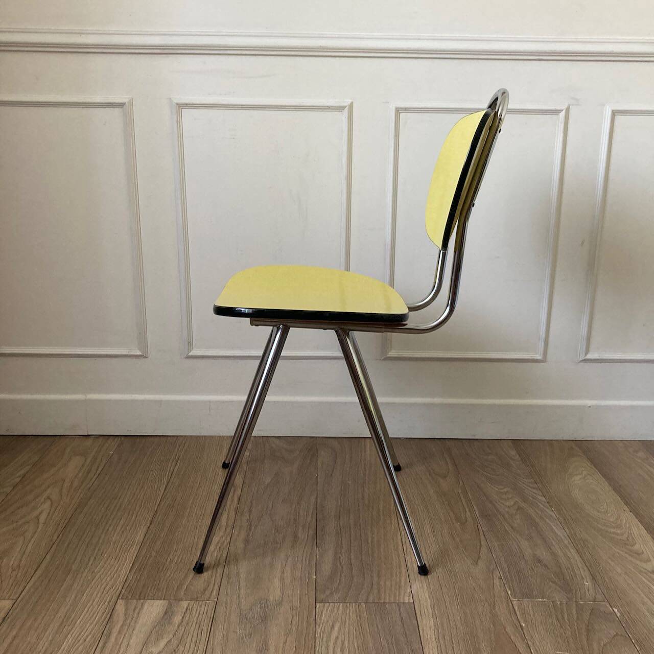 Lot de 4 chaises en Formica jaune
