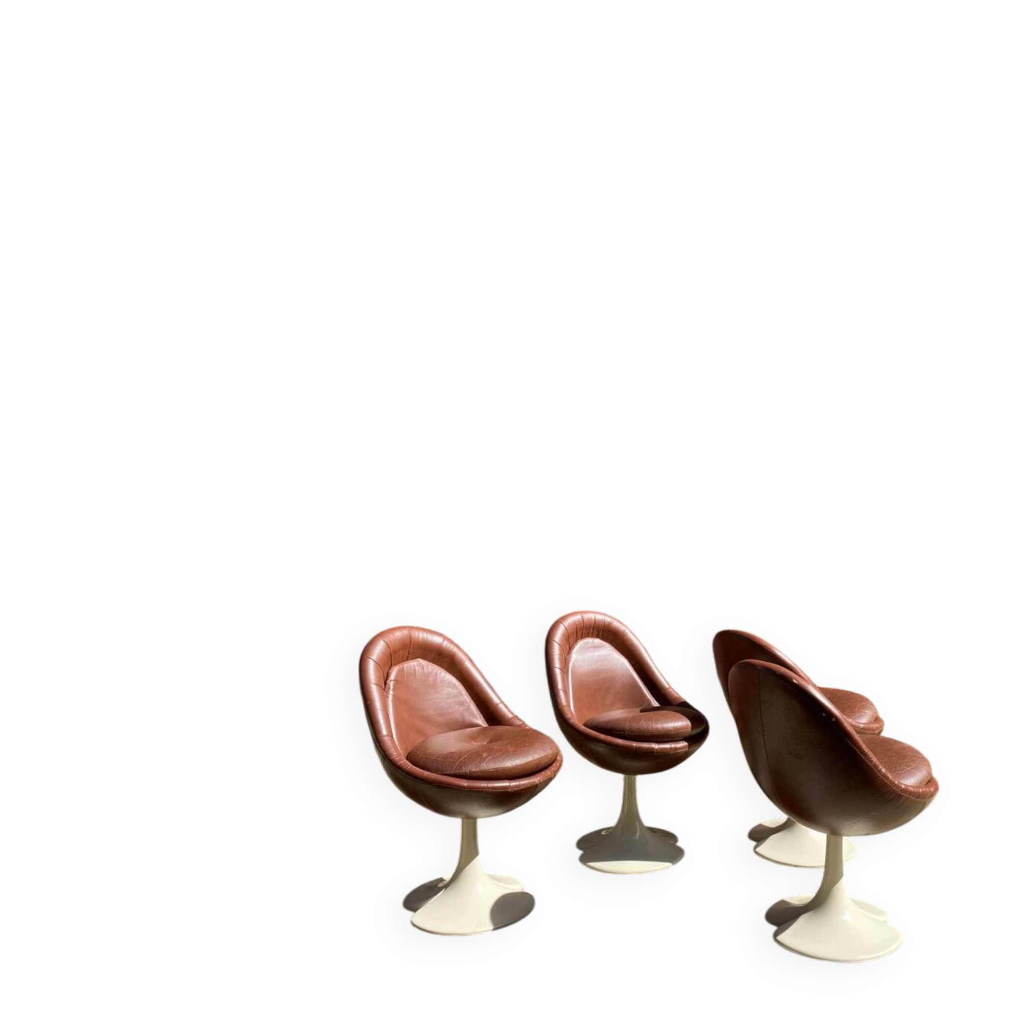 4 clover chairs by Christian Adam