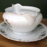 Double-spouted sauceboat from Bavaria Germany in very good condition