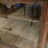 Two-part cabinet, recessed and with a glass-fronted display case, in Indian rosewood, circa 1850/60