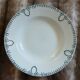 9 assiettes creuses anciennes dépareillées 