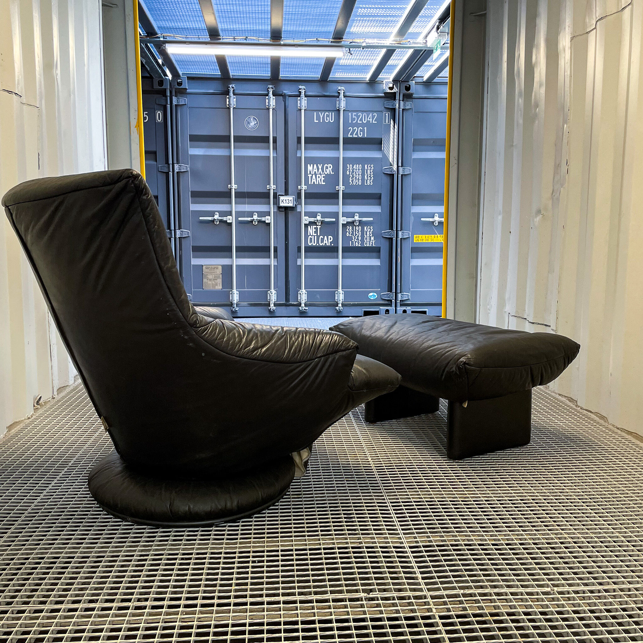 Ligne roset - armchair driver and sound ottoman 70's