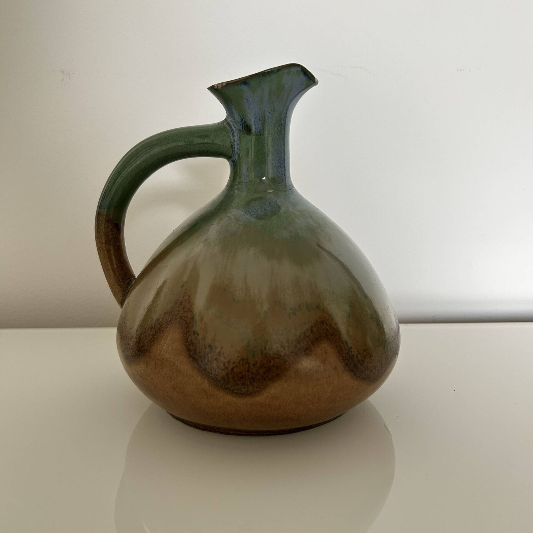 Flamed gradient pitcher