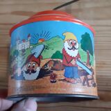 2 toys of the 50s, by Lorenz Bolz