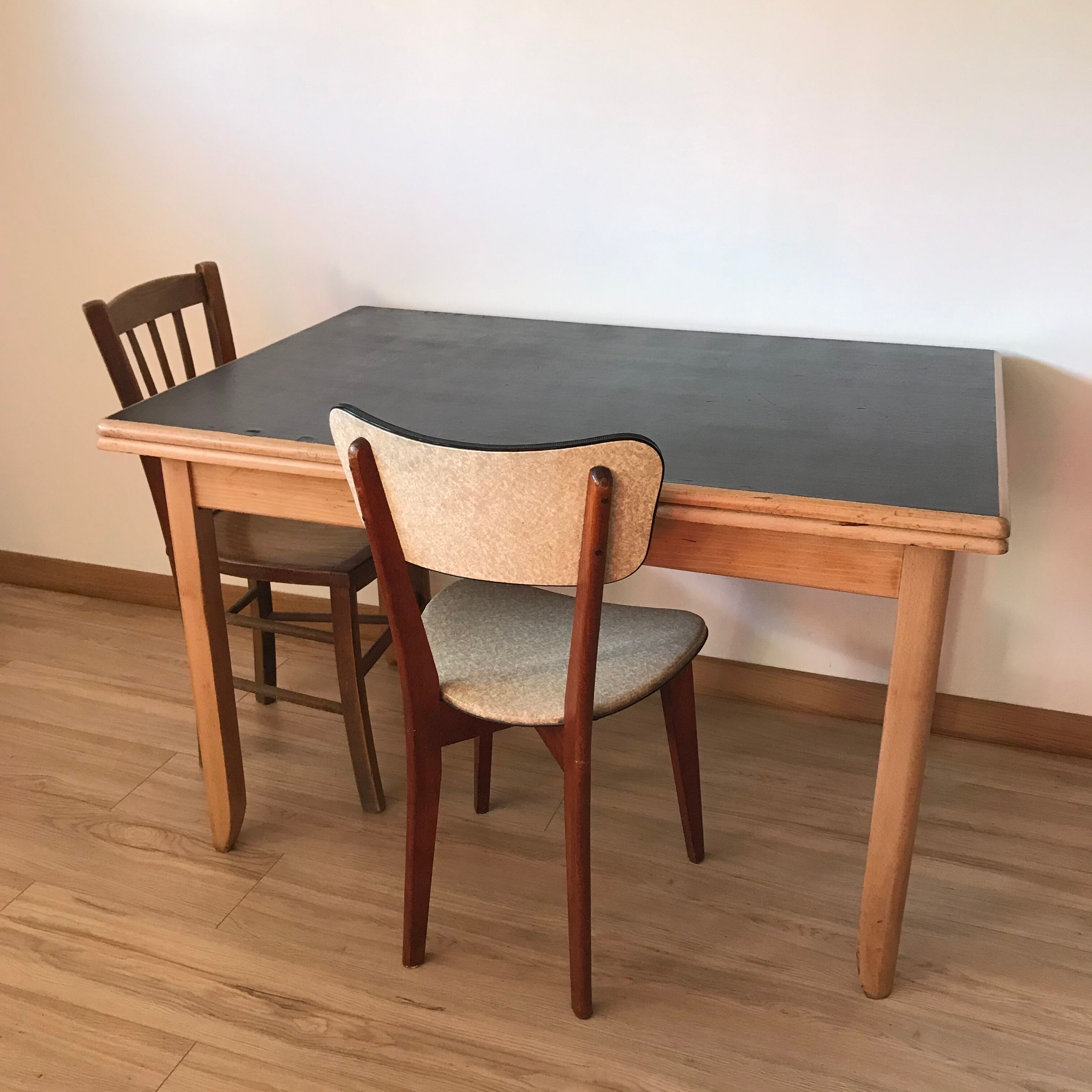 Mado table of old farmhouse