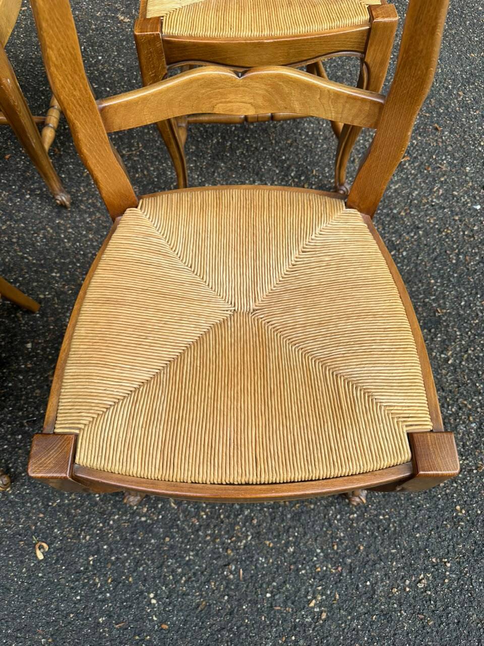 6 Provençal Louis XV chairs in solid wood with rush seats from 1970.