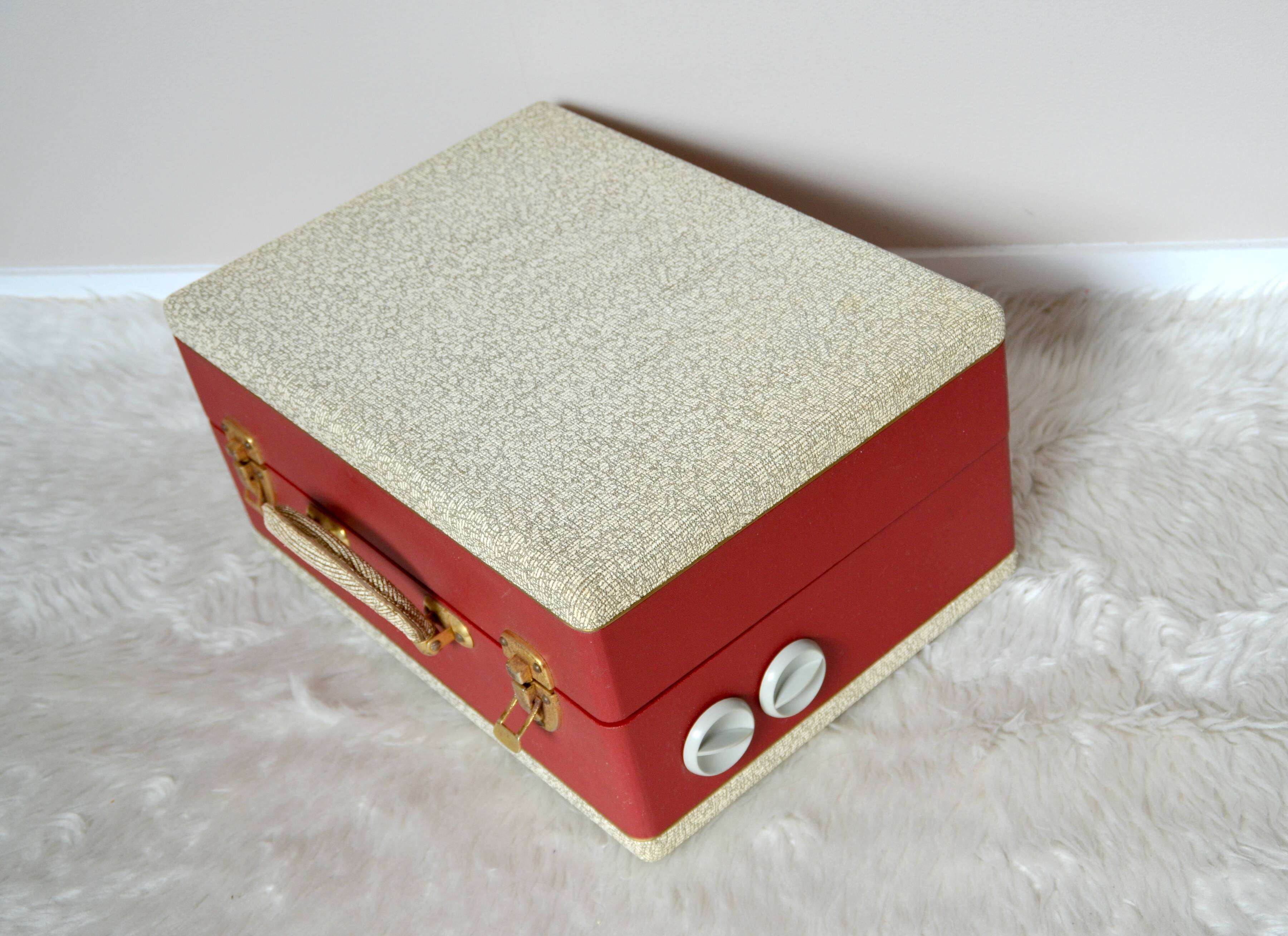 Record player, record player vintage pathé-marconi works