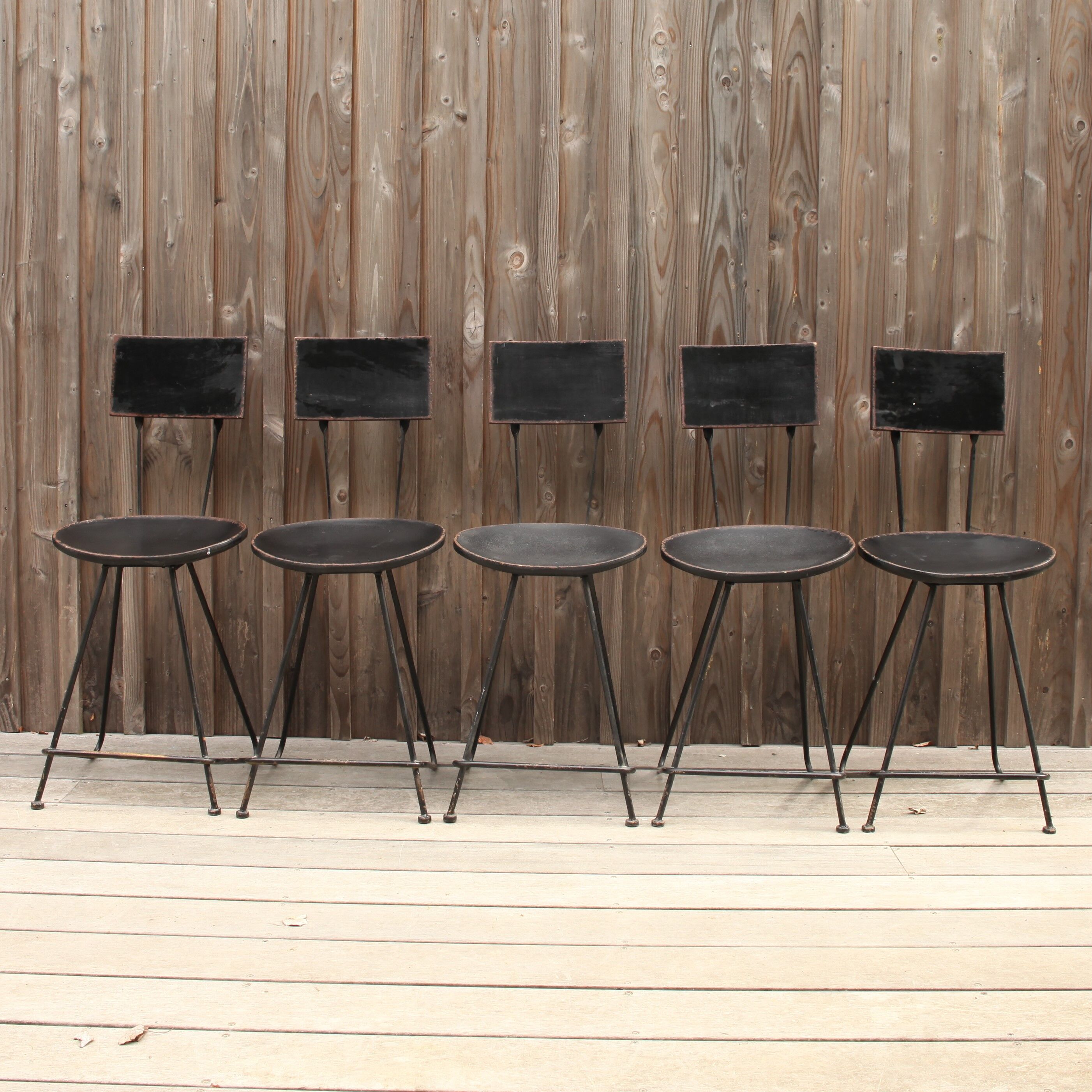Set of 5 chairs in wood and black lacquered metal