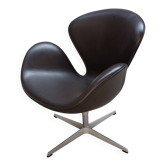 Swan chair by Arne Jacobsen for Fritz Hansen