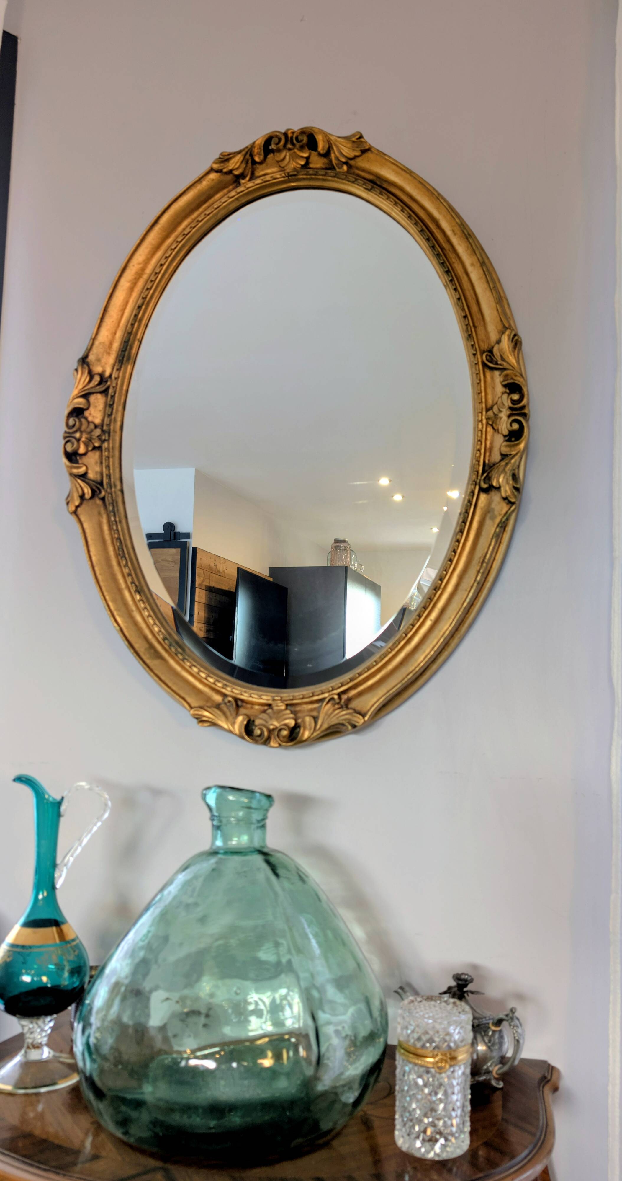 Vintage gold mirror – beveled glass, classic elegance 82 x 64 cm