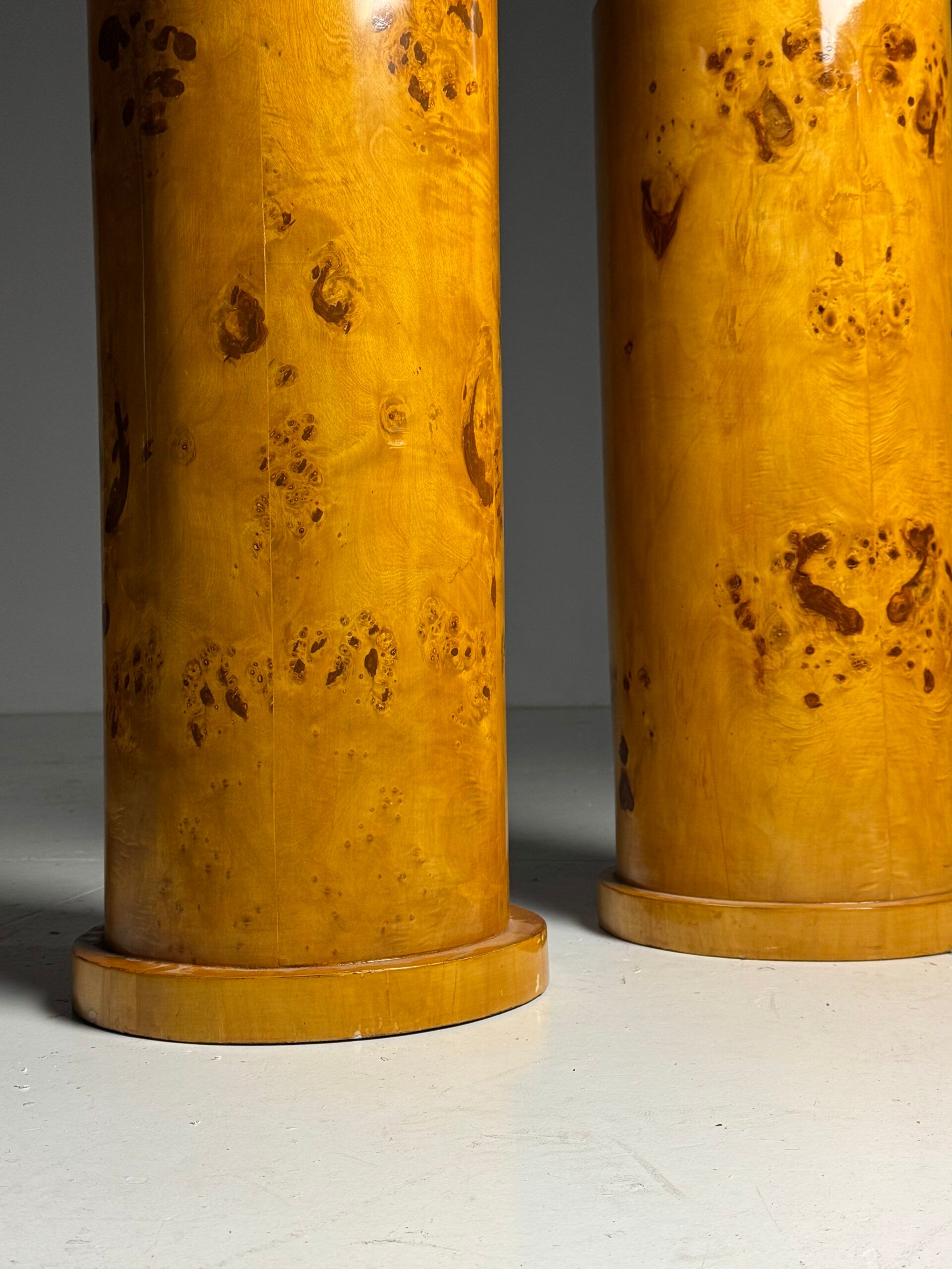 Burl wood veneered columns 20th century
