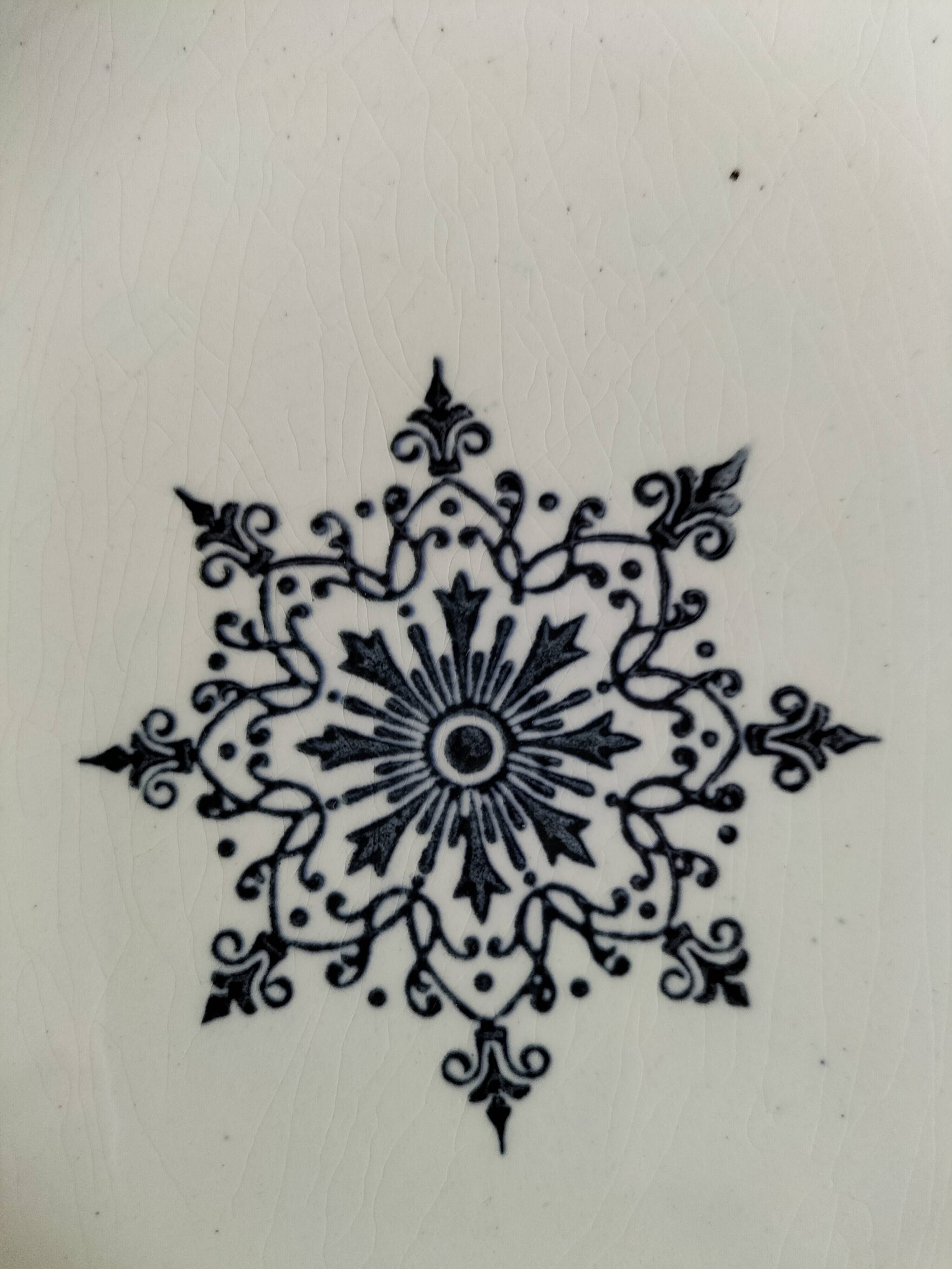 Set of two ironstone deep plates Saint-Amand Primax