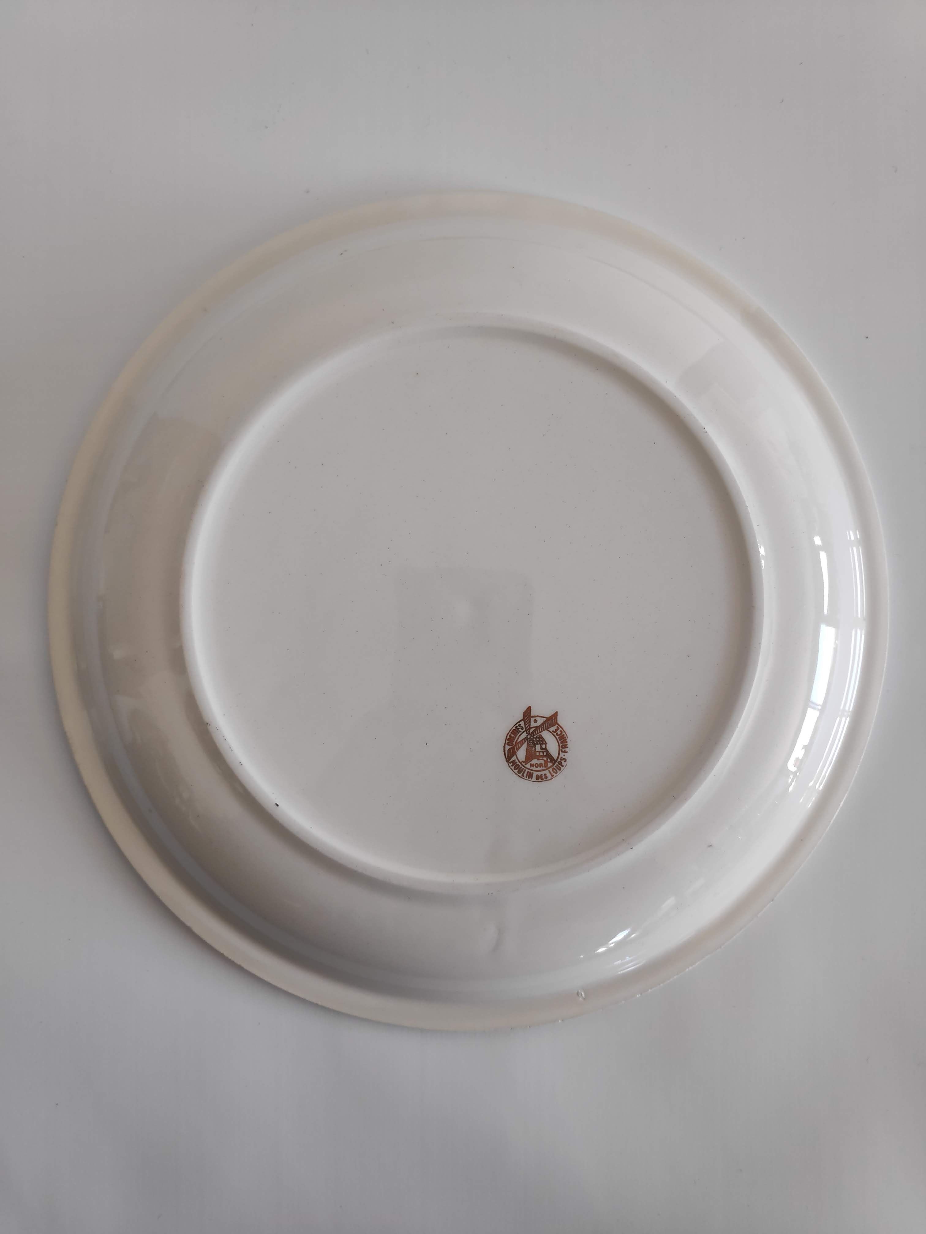 Set of 6 vintage flat plates Moulin des wolves floral motif