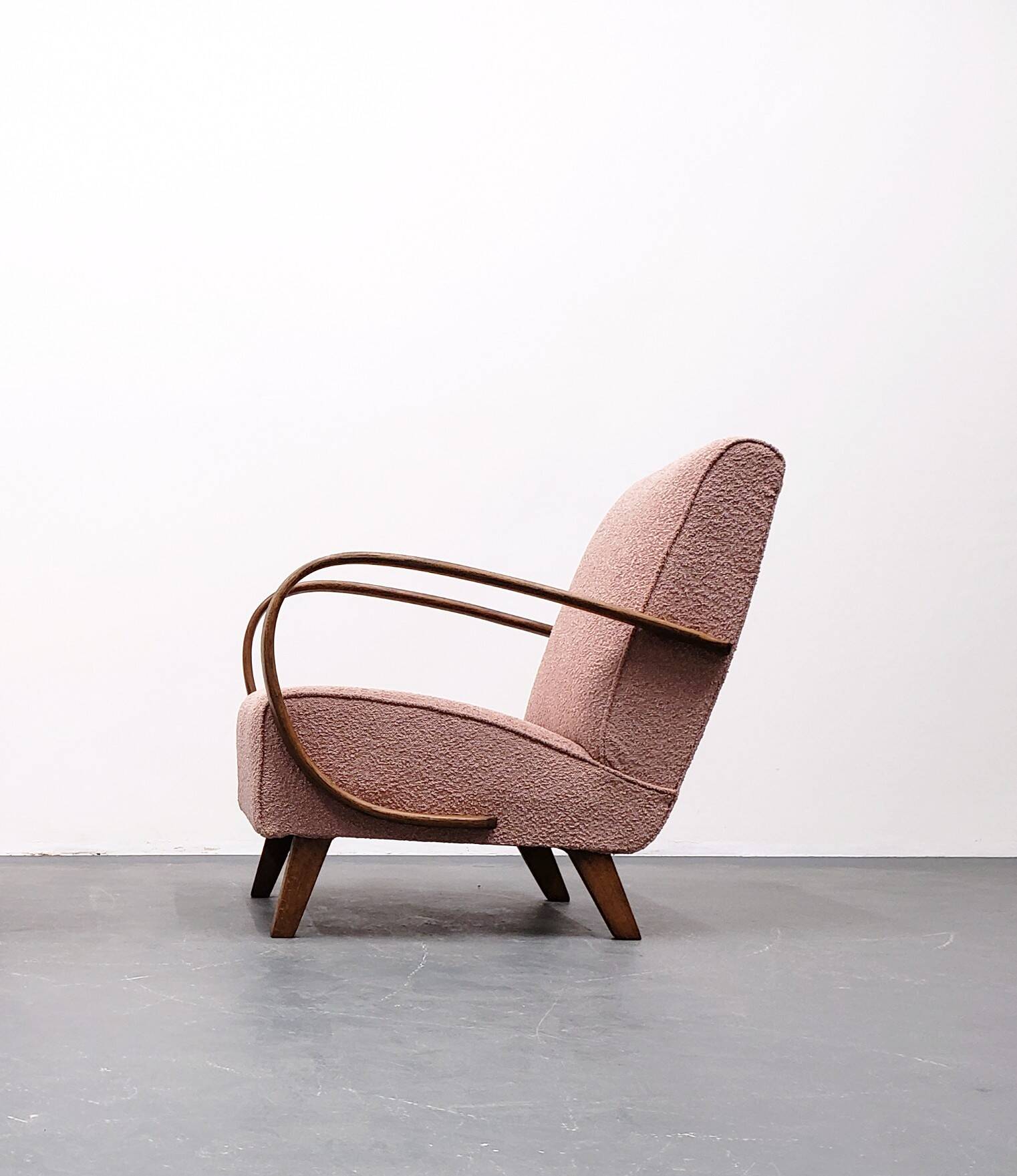 1930 Jindrich Halabala Bentwood Armchair in Pink Boucle