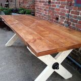 Dining room table