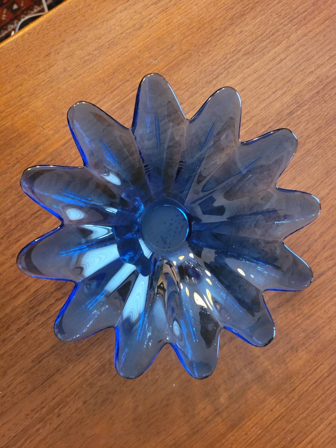 Cup, storage compartment