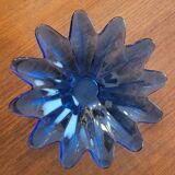 Cup, storage compartment