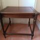 Nesting table set