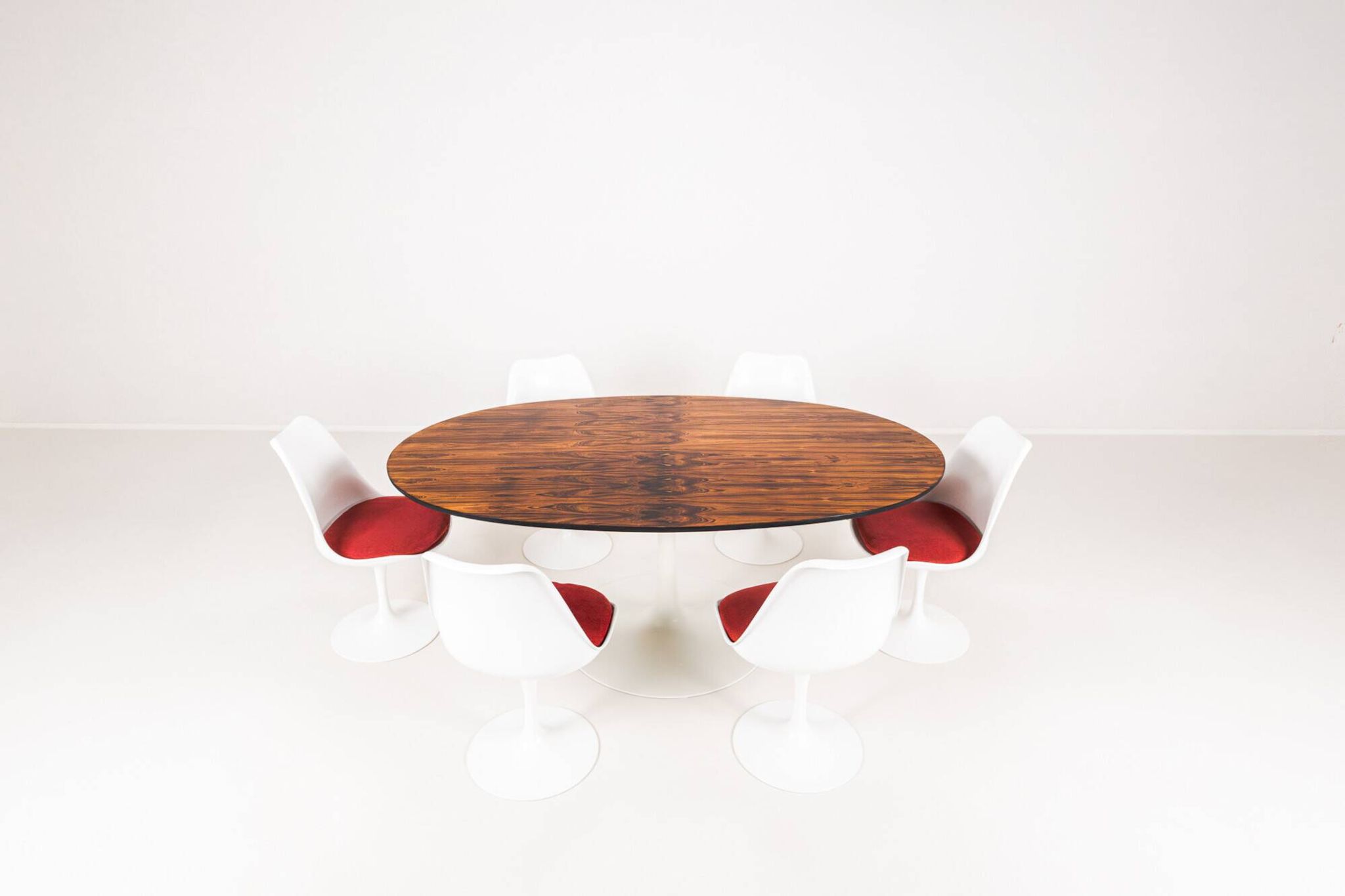 Oval dining table in rosewood by Maurice Burke for Arkana, England, 1960s