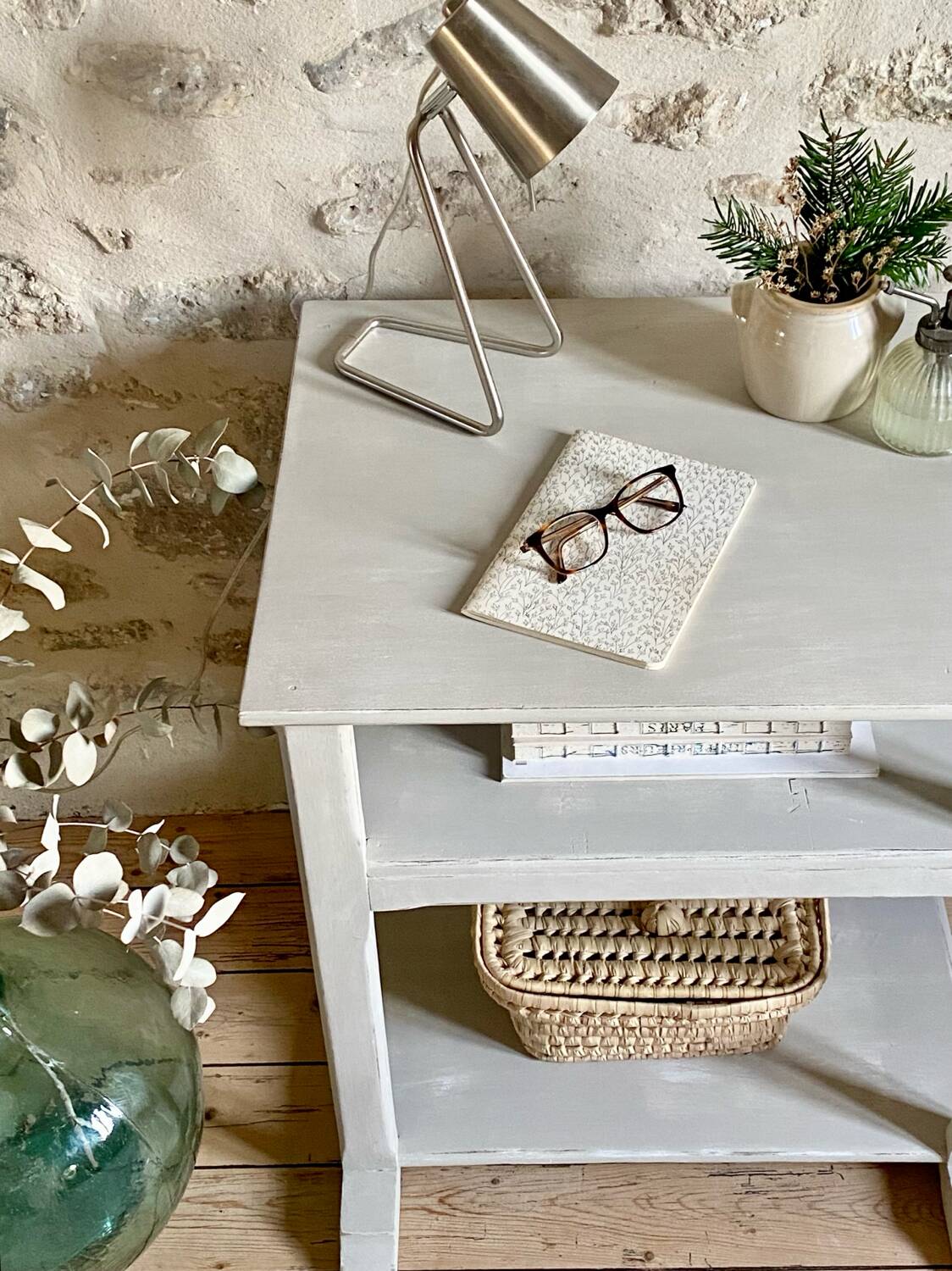 Occasional furniture