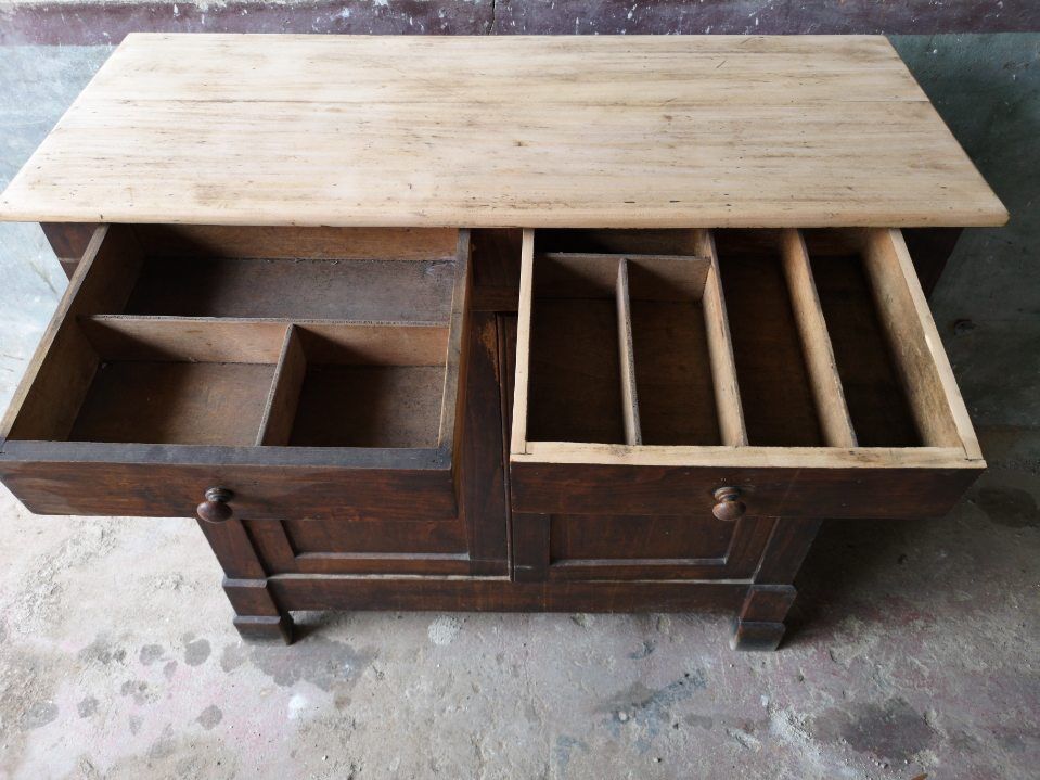 Parisian buffet 2 doors
