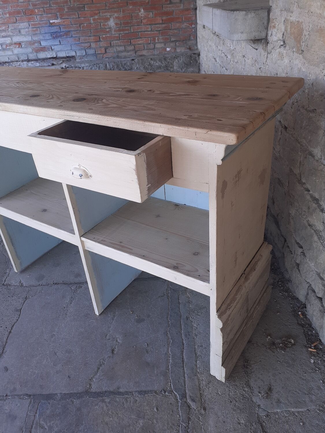 Countertop craft furniture